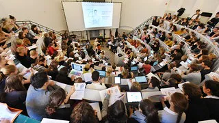 Debatte über Studiengebühren für ausländische Studierende in Mitteldeutschland
