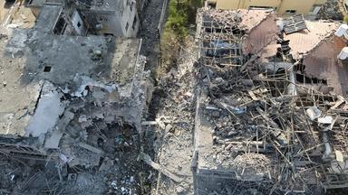 Israel kündigt weitere Angriffe an - Iran droht