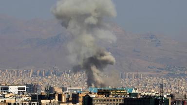 Explosionen in Teheran - Raketenangriffe in Israel
