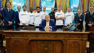 Trump sorgt bei absurdem Fußball-Termin für peinlichen Moment