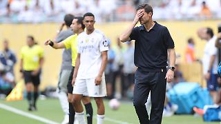 Alonso startet Real-Abenteuer mit königlichem Stolperer