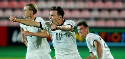 Mit der letzten Aktion sichert sich Deutschland das Halbfinale