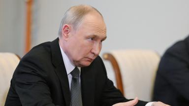 Ein Gesprächsangebot und eine Warnung