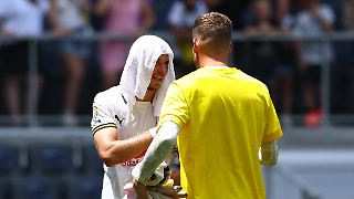 Fußballer werden bei Klub-WM wie "Grillhähnchen gebraten"