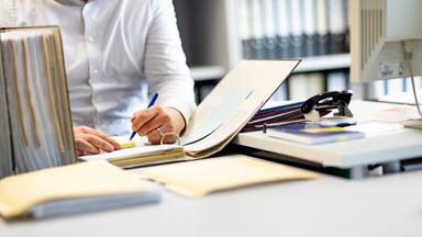 Wenig Vielfalt in der Bundesverwaltung