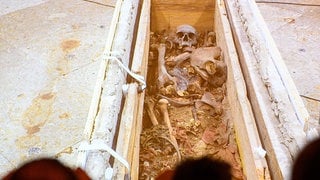 Magdeburg: Spektakuläre Erkenntnisse zu Überresten im Grab von Otto I.