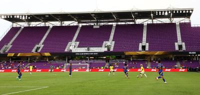 Rasen, Klima, Fans – ein Jahr vor der Weltmeisterschaft werden die Probleme deutlich