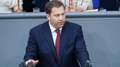 Bundestag beschließt "Investitionsbooster"