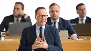 Panter befürwortet Priorisierung von Wirtschaft bei Stromsteuersenkung