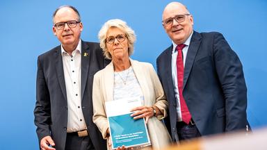 Mindestlohn steigt - Kritik an Druck von außen