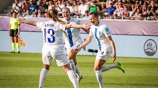 Finninnen beenden 16 Jahre Flaute mit EM-Auftaktsieg