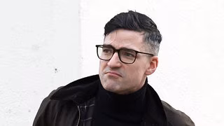 Gericht bestätigt: Redeverbot für Martin Sellner im Rathaus Chemnitz