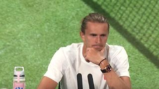 Djokovic bewundert Zverevs Mut und bietet Hilfe an