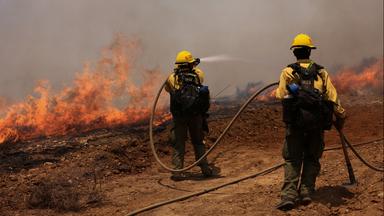 Waldbrand in Kalifornien breitet sich rasant aus