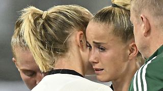DFB-Frauen starten mit Sieg und großen Sorgen ins Turnier