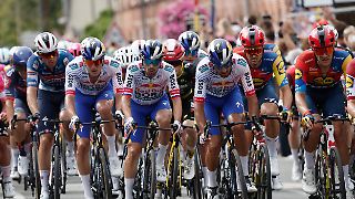 Red Bull verteidigt sich für überraschende Tour-Strategie