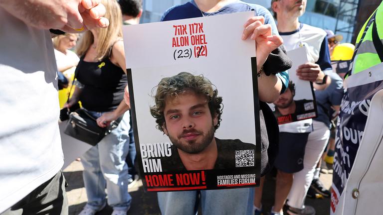 Enttäuschung bei Familien - und Hoffnung auf Merz