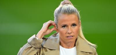 Julia Simic berichtet über sexuelle Belästigungen als „Teil des Geschäfts“