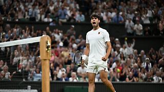 Alcaraz bleibt mit hart erkämpftem Sieg auf Beckers Spuren