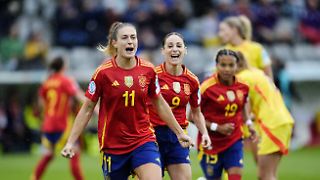 Acht-Tore-Spektakel: Spanien fertigt Belgien ab