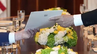 Wer darf Nominationen für den Friedensnobelpreis vorschlagen?