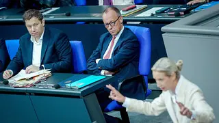 Merz verteidigt sich gegen AfD-Vorwürfe