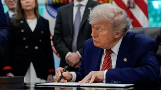 Oberstes Gericht ermöglicht Entlassungen im Bildungsministerium