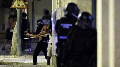 Festnahmen nach ausländerfeindlichen Krawallen