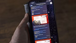 Wer sich hinter NoName057(16) verbirgt