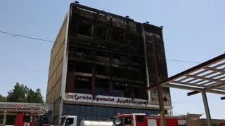 Mindestens 60 Menschen sterben bei Feuer in Einkaufszentrum