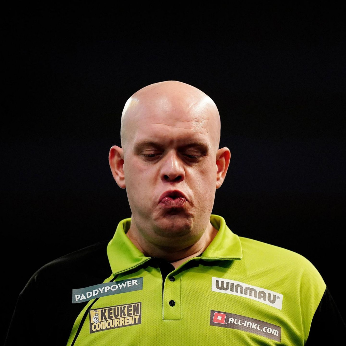 "Wie eine wandelnde Leiche" – was ist mit Michael van Gerwen los?