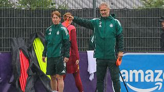 Wücks Reifeprüfung beginnt mit Bastelstunde