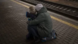 Ein ukrainischer Soldat besucht seine Familie in der Schweiz