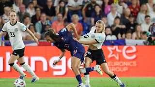 Frankreich-Trainer lobt "heldenhaftes" DFB-Team, frustrierte Spielerinnen hadern