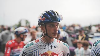 Lipowitz fährt furios ins Weiße Trikot - und steht virtuell schon auf dem Podest