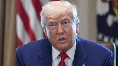 Trump will  "Redskins" und "Indians" zurück