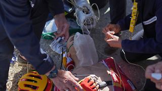 Tour-Star bricht nach schwerer Bergetappe zusammen