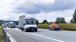 Eine Fahrspur auf A4 Richtung Görlitz wieder frei