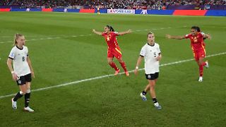 Spanien besiegt deutschen "Unhold" mit "Blut, Schweiß und Aitana"