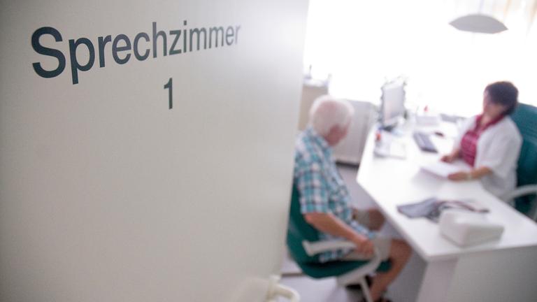 "Überlastete Hausarztpraxen werden zum Nadelöhr"