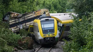 Deutschland: Erdrutsch war wohl Ursache für tödliches Zugunglück