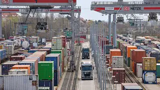 15 Prozent Zoll belasten den Mittelstand: "Kosten nicht zu stemmen"