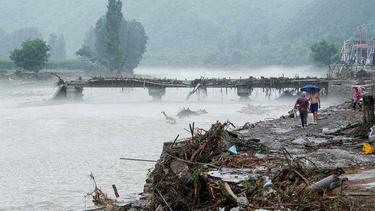 Mehr als 30 Tote bei Unwettern um Peking