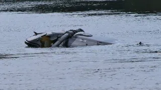 Helikopter stürzt auf Bundeswehr-Flug in Fluss – zwei Tote