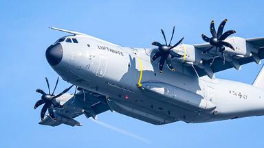 Bundeswehr beginnt mit Abwurf von Hilfsgütern