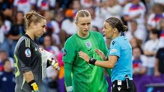 EM-Finalheldin gesteht fiese Aktion im Elfmeterschießen