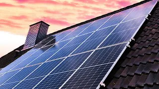 Wirtschaftsministerin Reiche will Förderung privater Solaranlagen überdenken