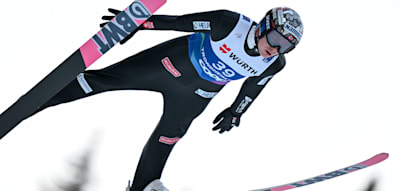 Kurz vor dem Urteil im Anzug-Skandal feiert der angeklagte Norweger ein erfolgreiches Comeback