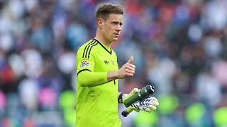 DFB-Keeper ter Stegen hält Rede vor Barca-Fans