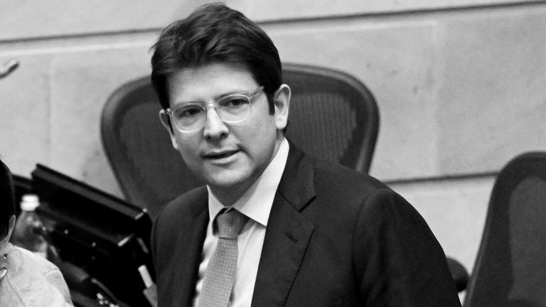 Präsidentschaftskandidat Uribe gestorben